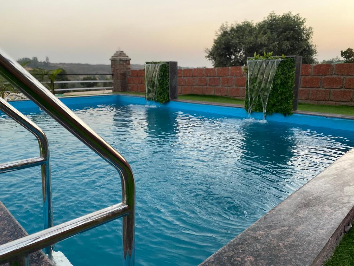 Shivanya Palace Mahabaleshwar Exterior photo